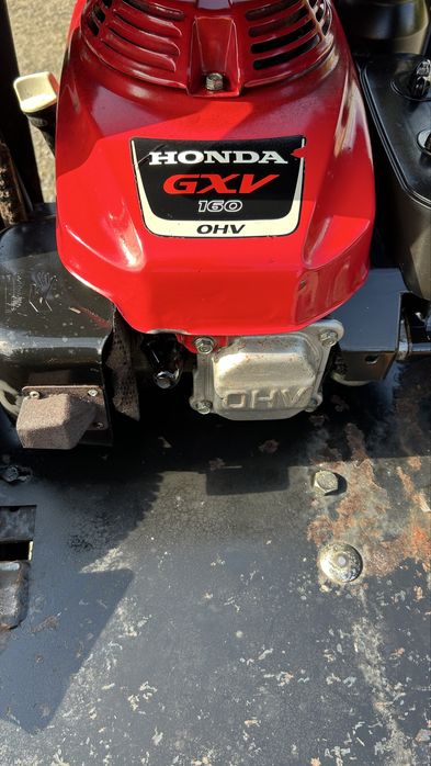 Taczka spalinowa wozidło budowlana Briggs 5,5 km 250 kg