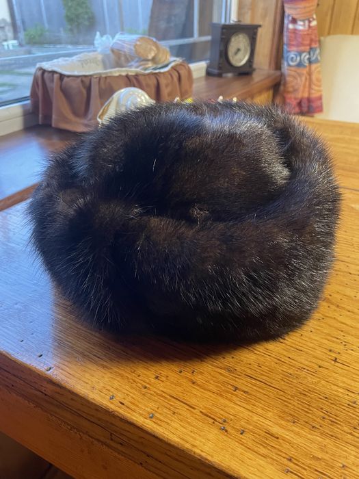 Шапка норковая, натуральная.