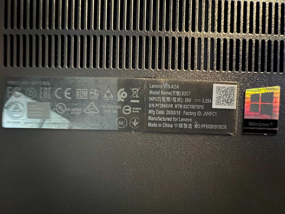 Computador portátil Lenovo V15-ADA (82C7)