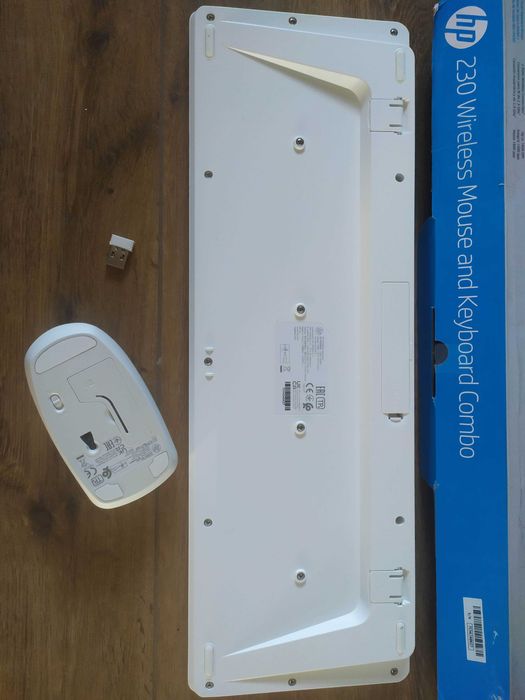 Klawiatura i Mysz HP 230 biały