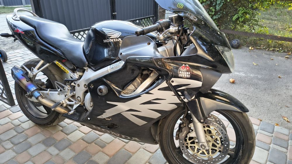 Вилка , траверси та інше honda cbr600 f4