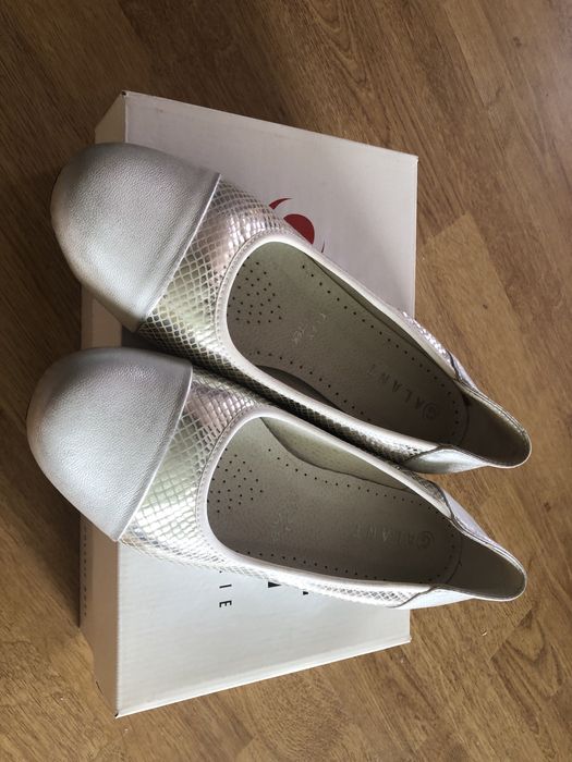 Baleriny damskie skórzane Galant 39