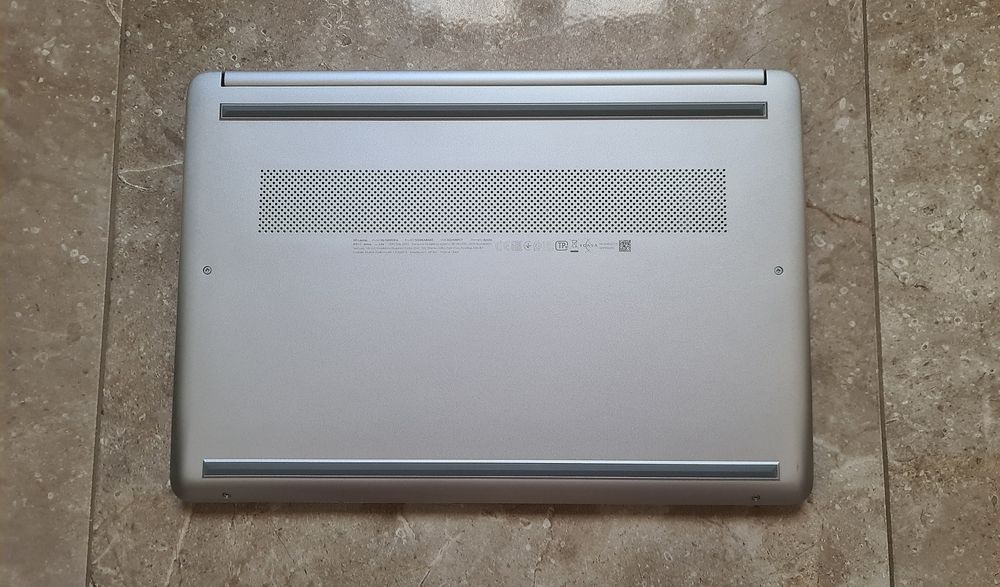 HP 14s-fq0003np | Windows 11 | SSD 128 GB | Como Novo