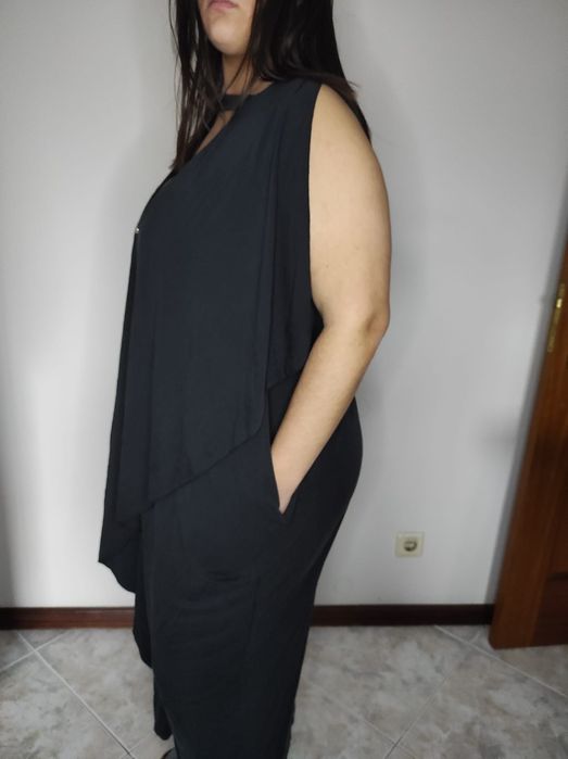 Vendo roupa variada como nova