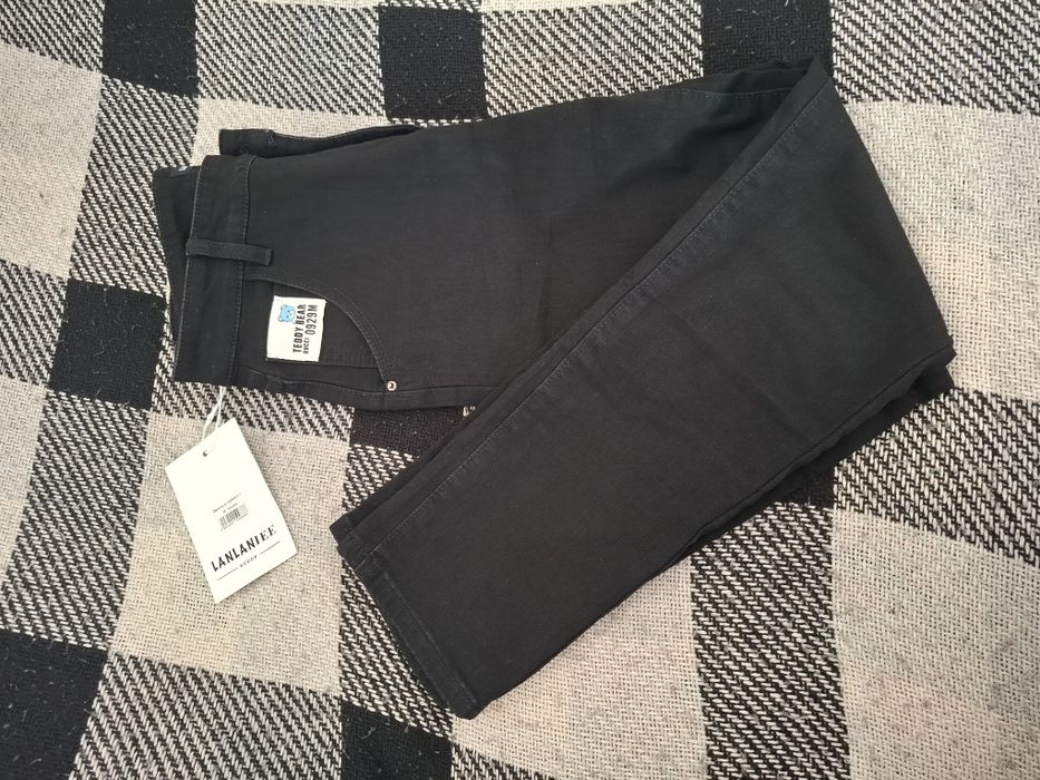 Жіночі джинсові штани