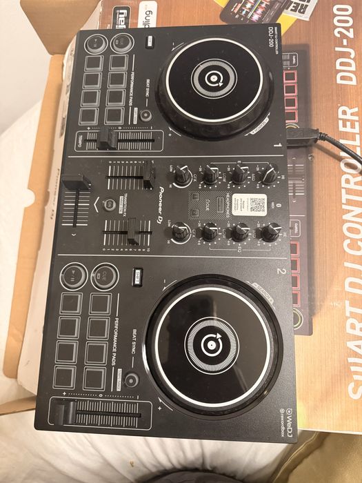 Smart Dj Controller DDJ-200
