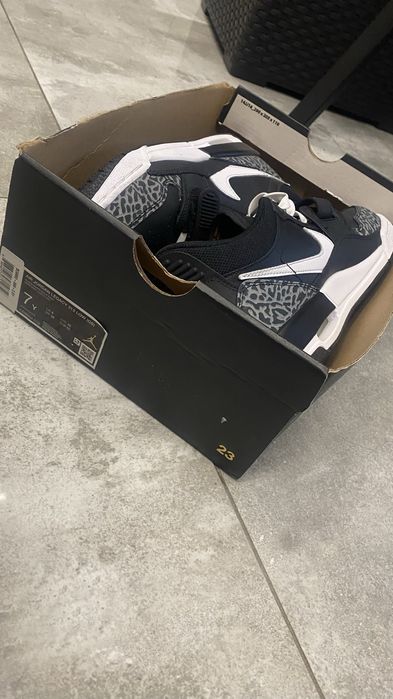 Buty Air Jordan Legacy 312 LOW (GS) Rozmiar 40