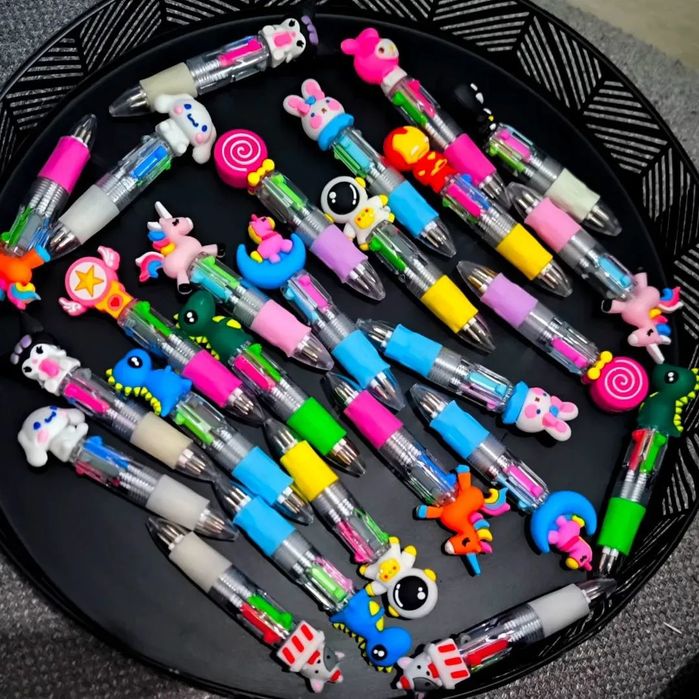 Canetas 1,50€ com brinquedos