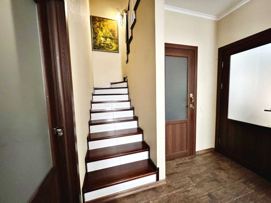 Оренда будинку  в Ірпені, район Стоянка. Можна з тваринами