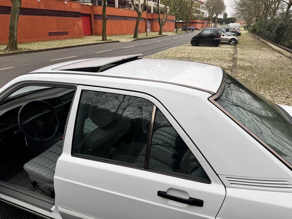 Mercedes 190D muito bom estado