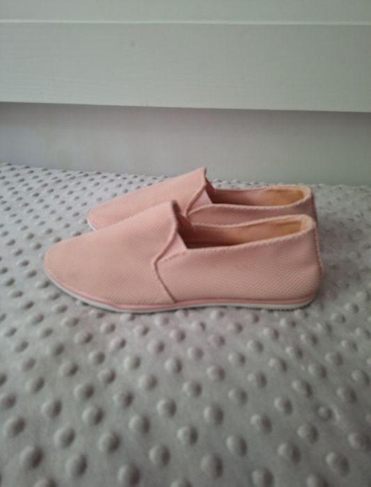 Vices wsuwane tenisowki slip on r. 36