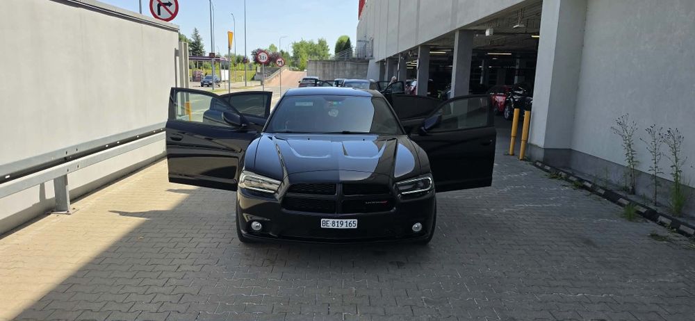 Wynajem auta do ślubu, dodge Charger