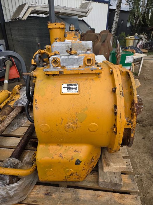 Komatsu D65E