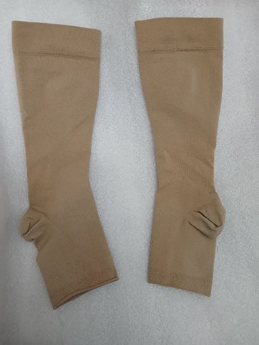 Медичні компресійні гольфи VENOSAN  7002 AD Ccl ll small short