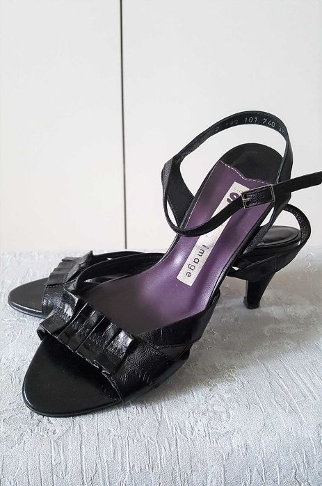 Buty skórzane image, czarne sandałki na obcasie, rozmiar 36-37