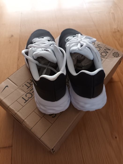 Ténis nike Pro revolution 6 Novos
