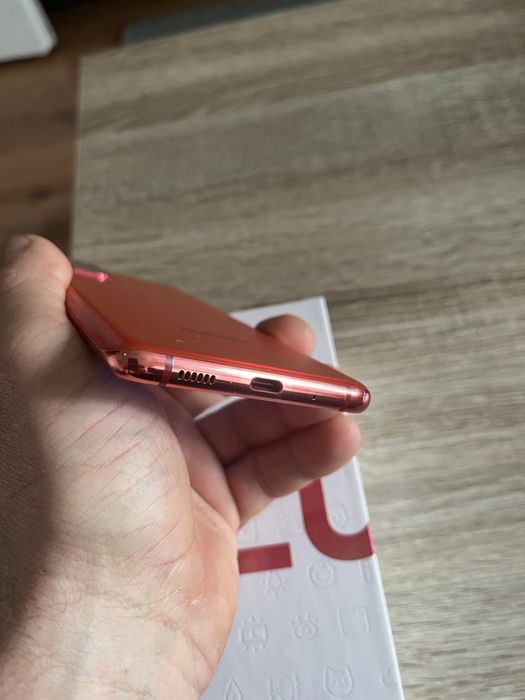 Sprzedam Samsung S20 fe