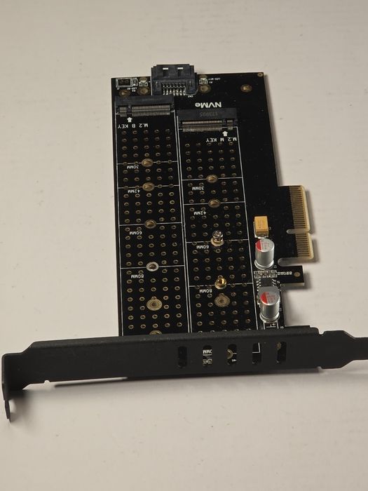 Adaptador PCIe para SSD M.2 NVMe – Novo