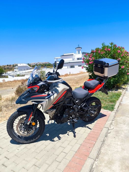 Benelli trk 702x