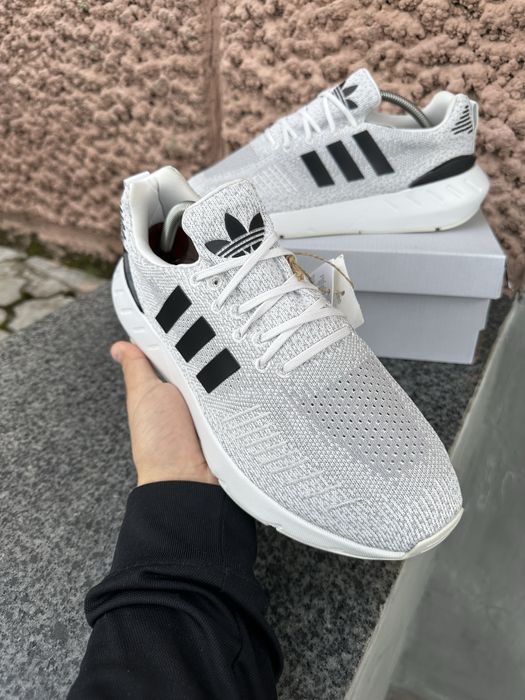 ОРИГІНАЛ Adidas Originals Swift Run 22 Sportswear GV7969
