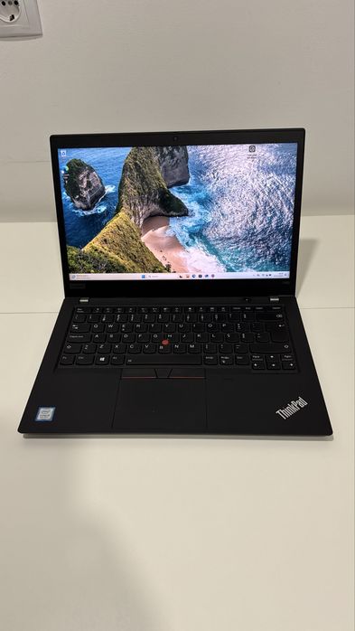 Portátil Lenovo ThinkPad T490 touchscreen