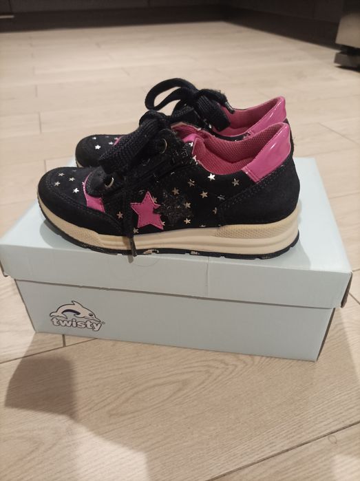 Buty dla dziewczynki