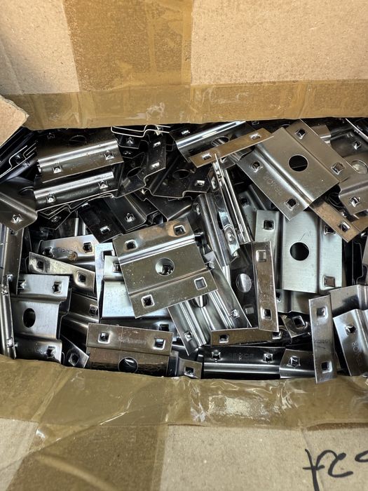 Алюміневі прижими для сонячних панелей