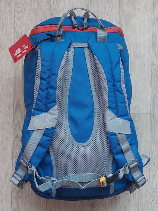 Рюкзак б/у  Jack Wolfskin springbird 15L (Germany)