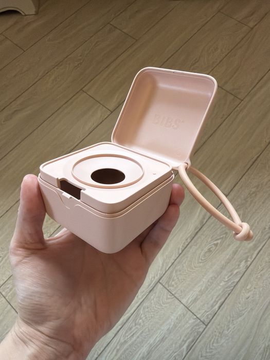 Контейнер для пустушок BIBS Pacifier Box Blush