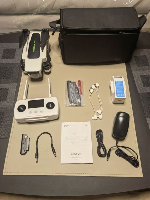 Квадрокоптер (Дрон ) Hubsan Zino 2+