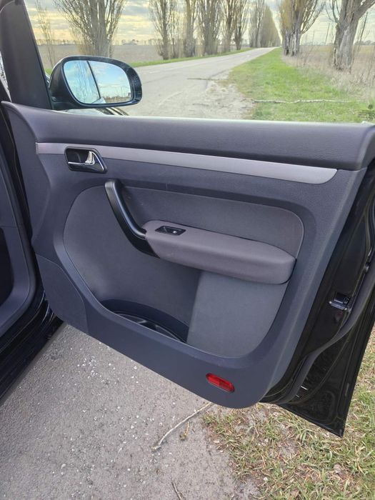 Volkswagen touran  1.6 mpi