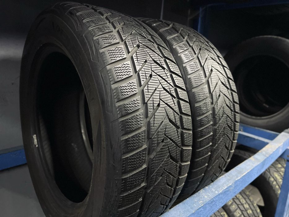 Продам пару зимових шин Vredestein 225/55 R16