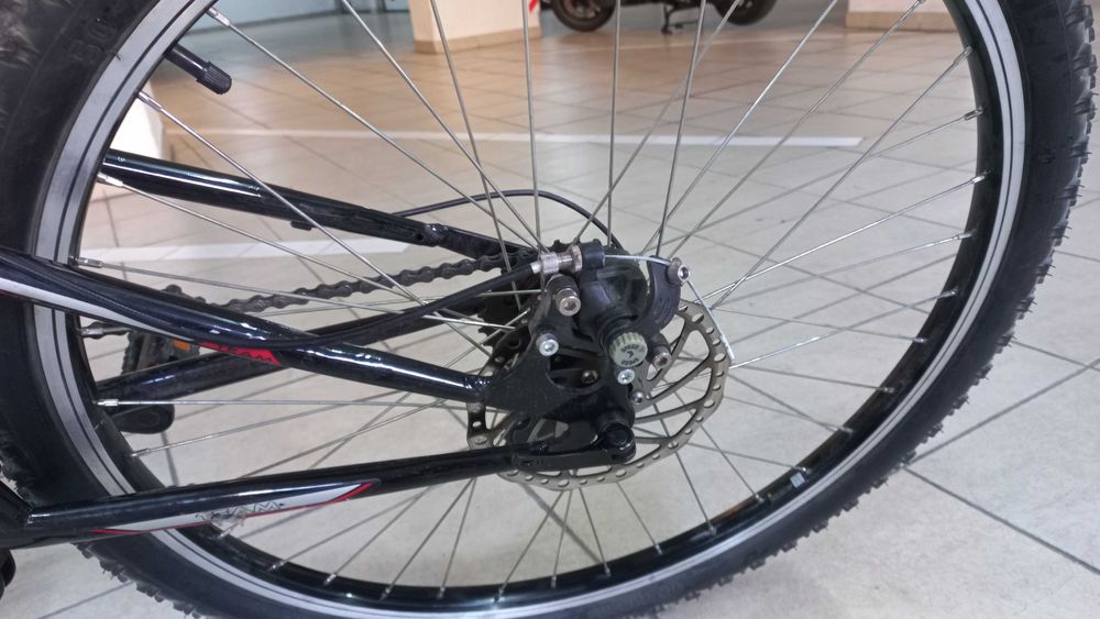 Bicicleta BTT TEAM com Suspensão Total e travões de disco – Excelente Oportunidade!