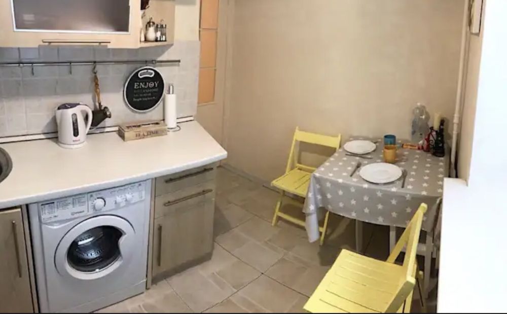 Подобово апартаменти центр Погодинно