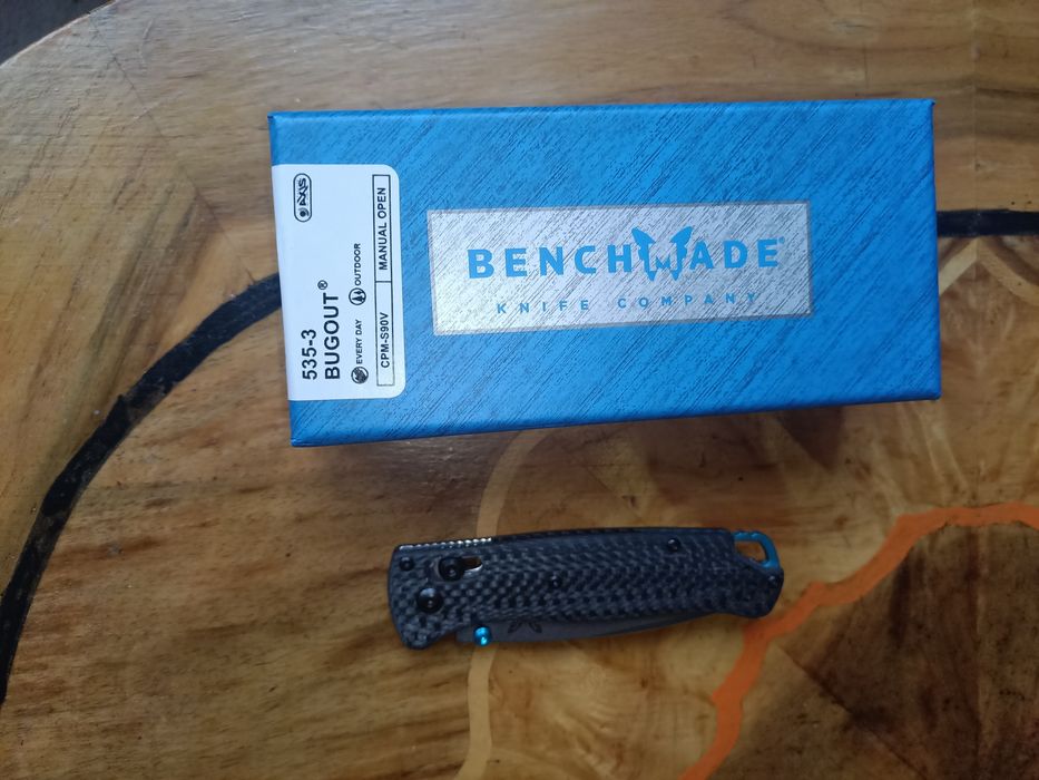 Benchmade Bugout 535 Carbon Fiber
