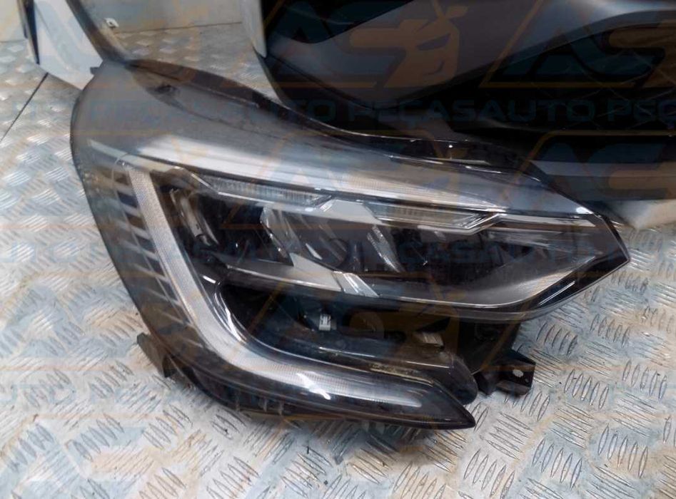 RENAULT CAPTUR II RS-LINE E-TECH Frente Completa 2 0 2 1 - 2 0 2 5