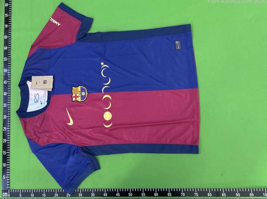 T SHIRT exclusiva do FC BARCELONA - Estado - Absolutamente Novo