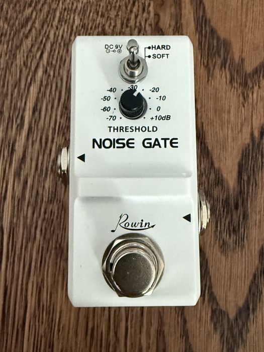 Педаль Noise Gate шумоподавления Rowin
