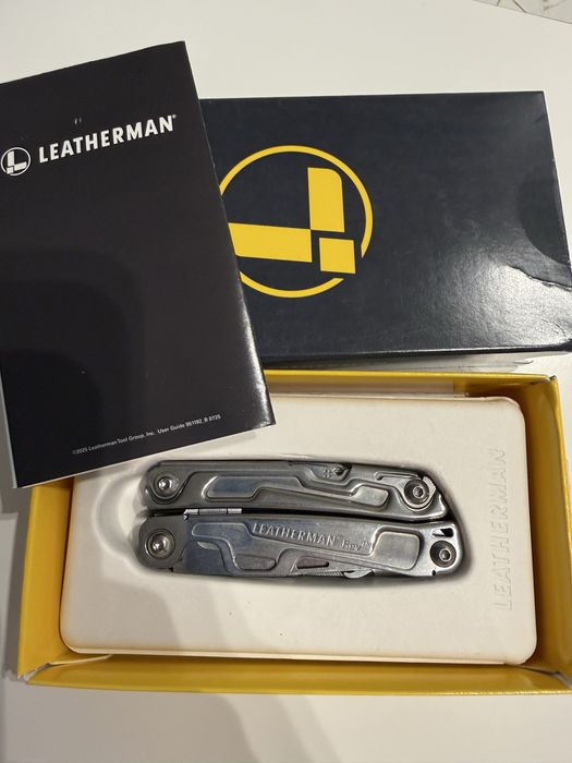 Multitool Leatherman Rev