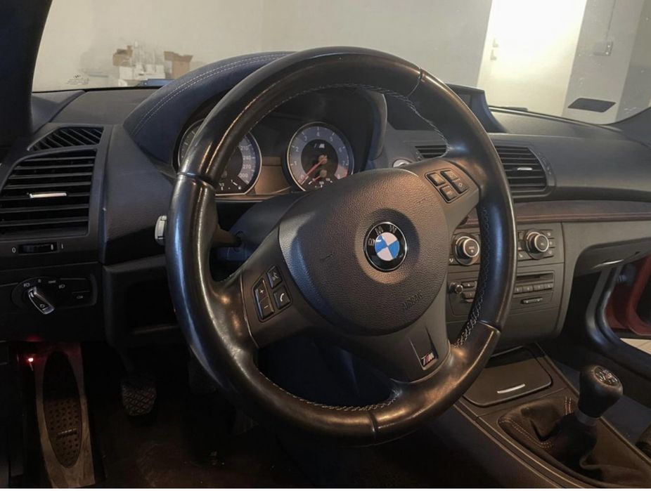 Продаю  bmw 116i, пригнана из германии в хорошем состоянии м обвес,