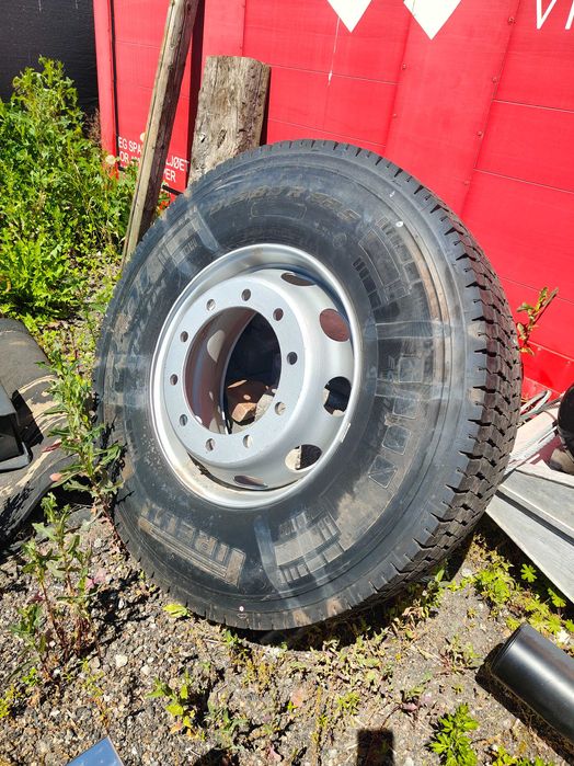 Opona z felgą stalową Pirelli TR-01 315/80 R22,5 2024rok oś napędowa
