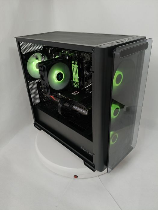 Komputer Gamingowy i7-14700, RTX 5070 Ti, 32 GB RAM,SSD,Win 11