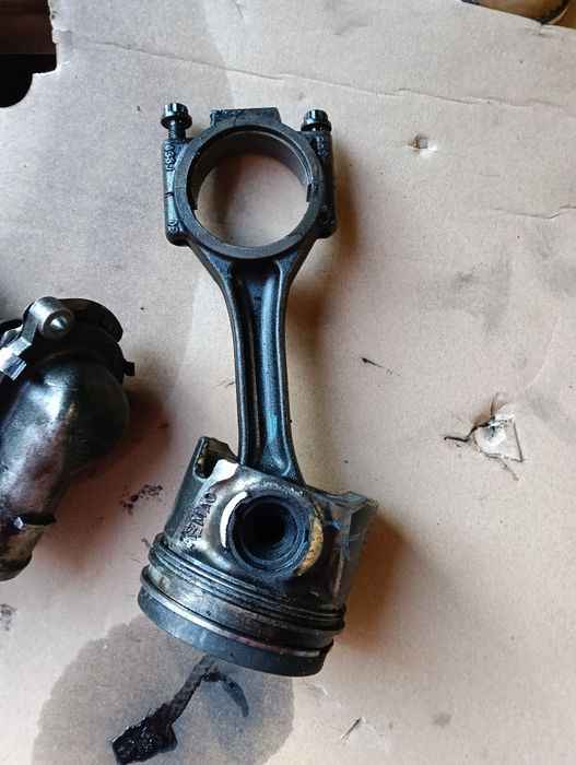 VW t5 2.5 TDI, AXD,Vacum pompa, Pompa  wspomagania, tloki termostat