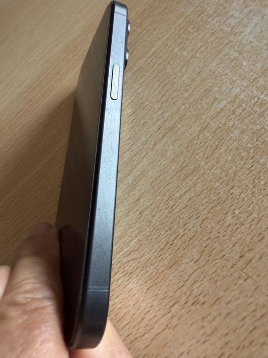 Iphone 15pro titanio preto