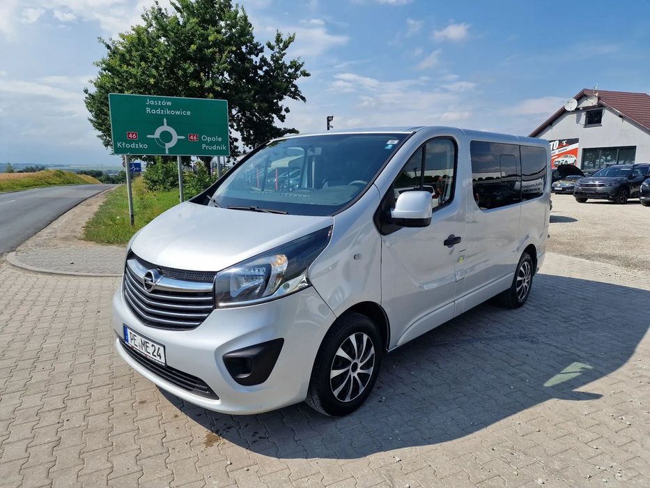 Opel Vivaro Jeden Właściciel Serwisowany Bdb Stan Gotowy Do Jazdy Okazja Cenowa