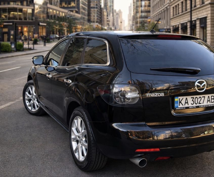 Mazda CX-7.