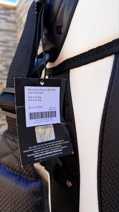 saco de golfe oficial Mercedes-Benz Collection em parceria com a TaylorMade