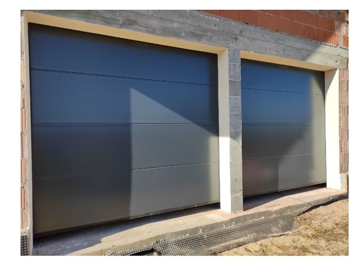 Brama segmentowa 60mm FAKRO ELITE 4000x2250 Antracyt (RAL7016)
