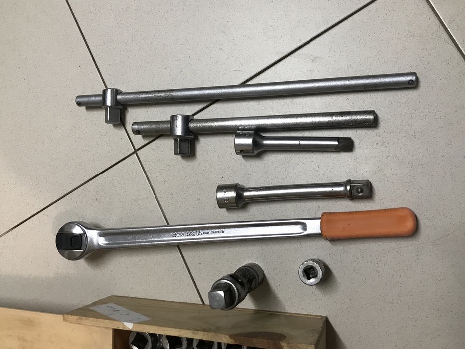 Chaves de Caixa e Roquete Beta 1'