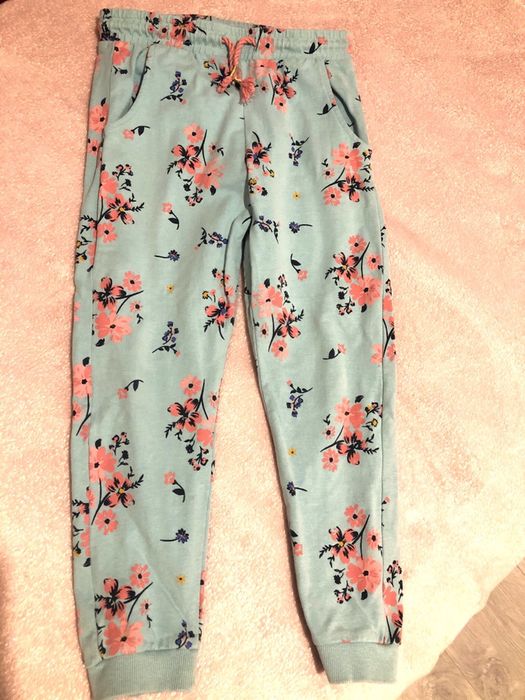 Штани на дівчинку, розмір 116